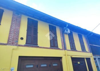 Three-room apartment Via della Madonna, Corbetta - photo 1