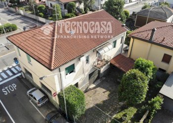 Independent house Via Madonna Assunta, Bareggio - photo 1