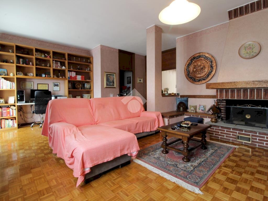 Three-room apartment Via edmondo de amicis, Sedriano - photo 3