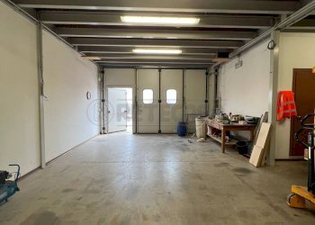 Locale Commerciale Via del Progresso, Barbarano Mossano - foto 1