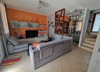 WhatsApp Image 2025-06-04 at 15.44.36 (1).jpeg - Villa a Schiera Via Roma, Pozzaglio ed Uniti - foto 4