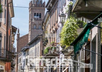 strada-di-giuseppe-mazzini-crema-italia-kgj7dr.jpg - Locale Commerciale VIA CIVERCHI, Crema - foto 7