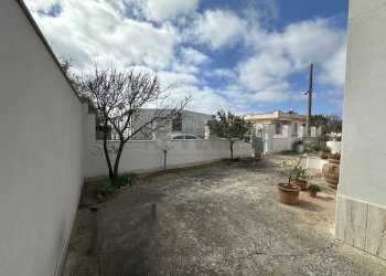 IMG_0074.JPG - Villa Campobello di Mazara - foto 4