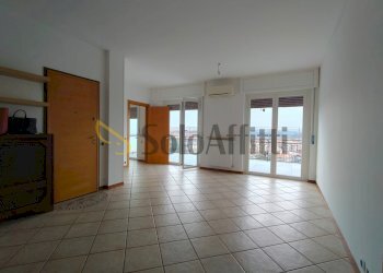 soggiorno - Appartamento Borgomanero - foto 2