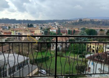 balcone cucina - Appartamento Borgomanero - foto 7