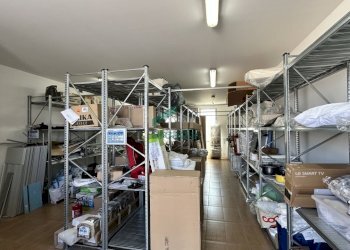 magazzino - Locale Commerciale Via Giovanni Gentile 79bis, Bari - foto 17