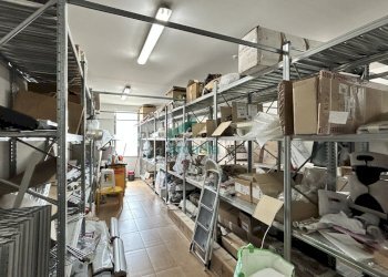 magazzino - Locale Commerciale Via Giovanni Gentile 79bis, Bari - foto 18