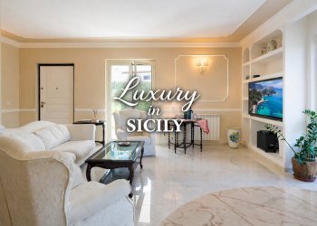 Lusso siciliano in soggiorno elegante.png - Villa Contrada Mastrissa, Taormina - foto 13