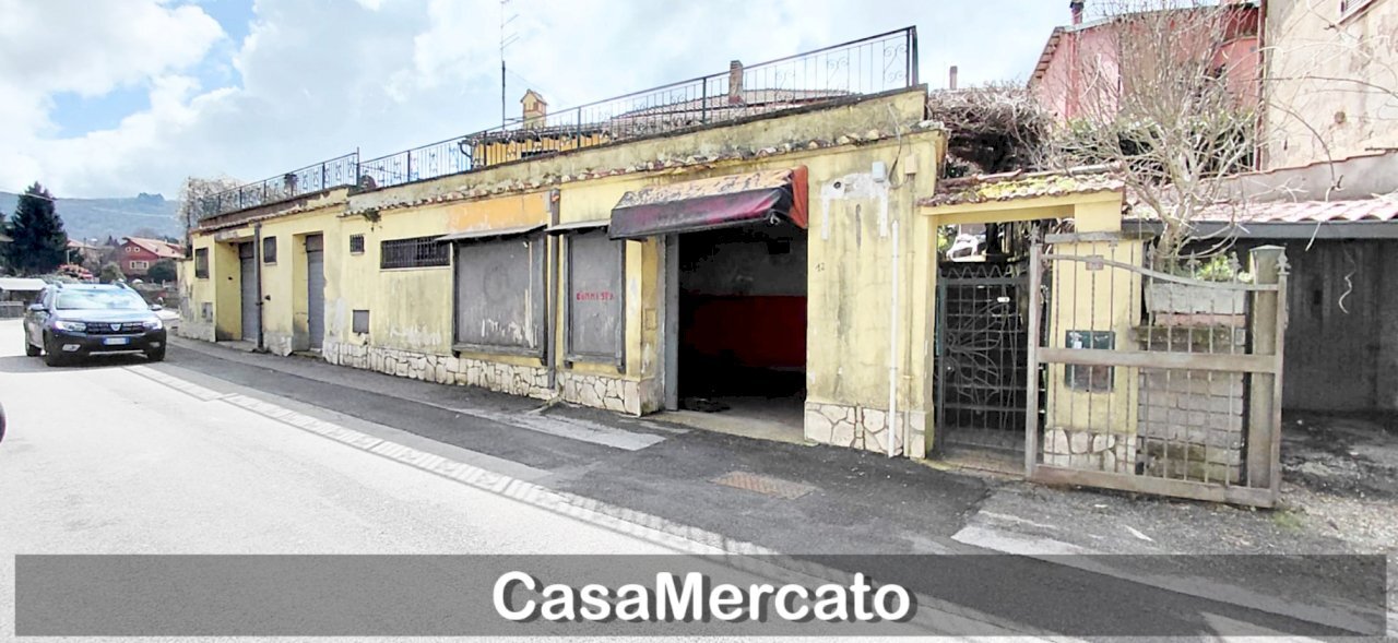 4.jpg - Locale Commerciale Via Monte Pennolo, Rocca di Papa - foto 1