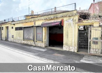 4.jpg - Locale Commerciale Via Monte Pennolo, Rocca di Papa - foto 1