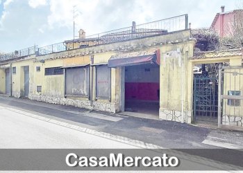 9.jpg - Locale Commerciale Via Monte Pennolo, Rocca di Papa - foto 4