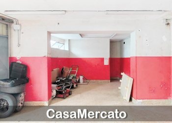 18.jpg - Locale Commerciale Via Monte Pennolo, Rocca di Papa - foto 10