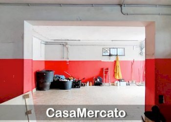 20.jpg - Locale Commerciale Via Monte Pennolo, Rocca di Papa - foto 12