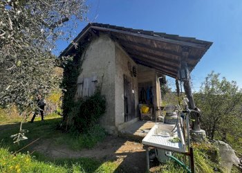 81225e1e-017e-41cd-9469-671d6bd23da1.jpg - Casa indipendente Vezzano Ligure - foto 2