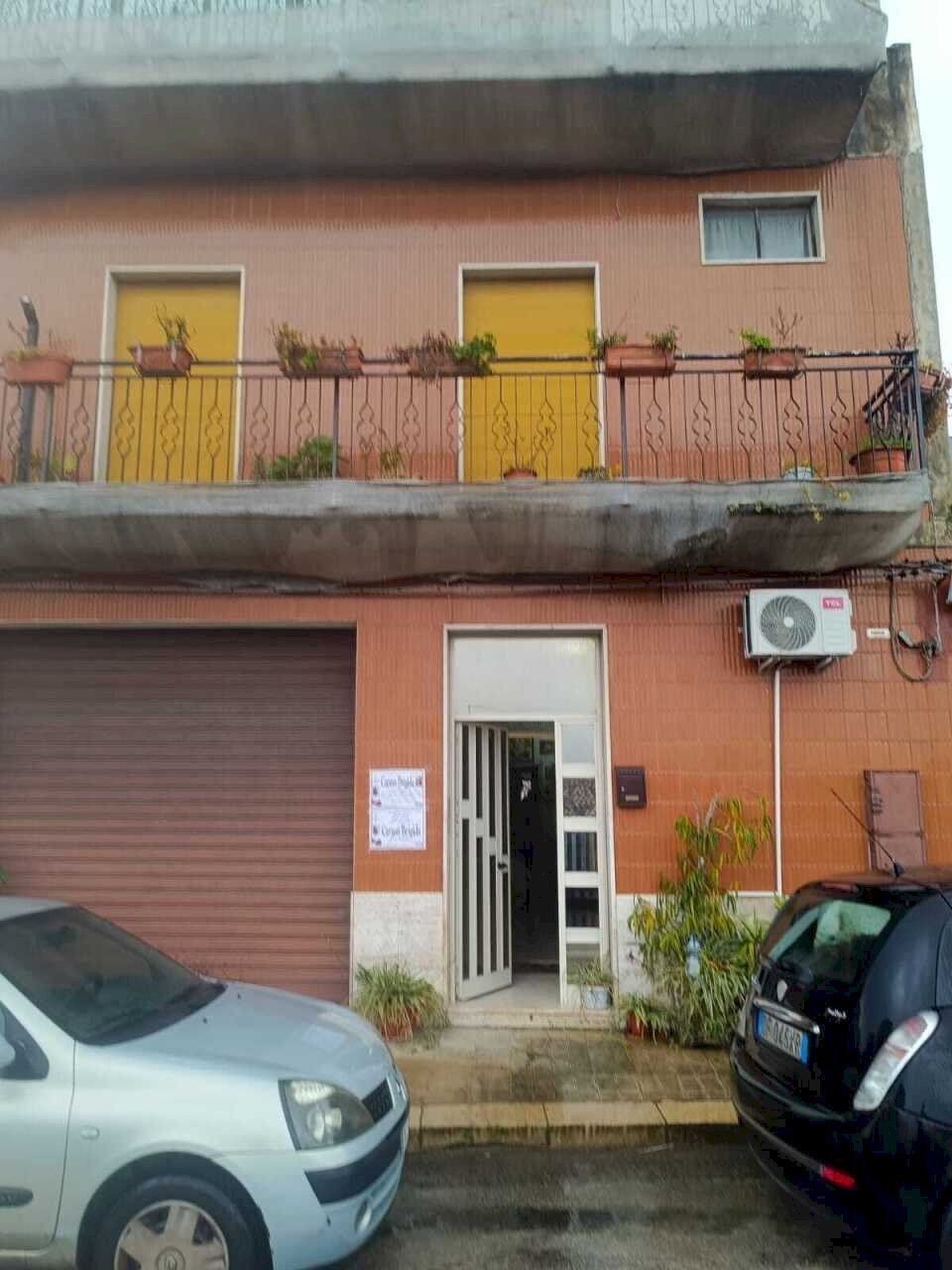 2.jpeg - Villa Trifamiliare Canicattini Bagni - foto 3