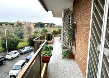 Balcone - Trilocale Via degli Aldobrandeschi, Roma - foto 14