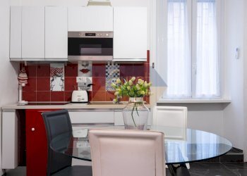 Zona living con angolo cottura - Trilocale Via Machiavelli 47, Roma - foto 12