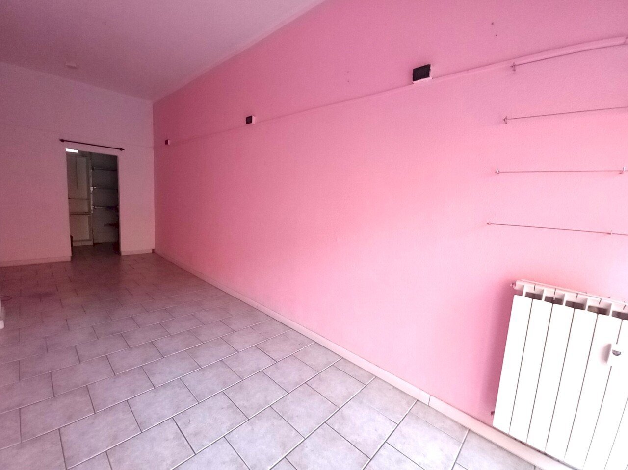 3.jpg - Locale Commerciale Via XX Settembre 21, Recco - foto 2