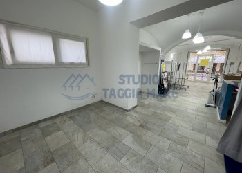 IMG_7909.JPG - Locale Commerciale Via Candido Queirolo, Taggia - foto 6