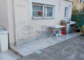 PHOTO-2022-02-16-17-40-21 2.jpg - Locale Commerciale Via Candido Queirolo, Taggia - foto 12