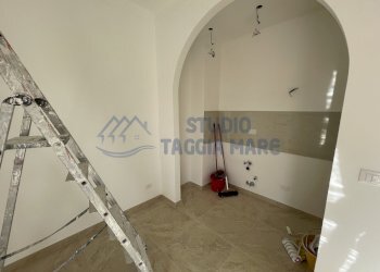 IMG_5403.JPG - Appartamento Via Nino Bixio, Riva Ligure - foto 1