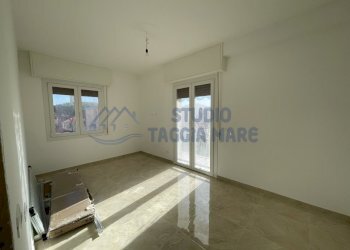 IMG_5406.JPG - Appartamento Via Nino Bixio, Riva Ligure - foto 7