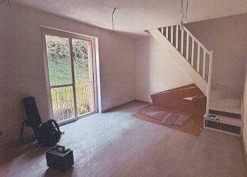 2.jpg - Quadrilocale all'asta Via Campo Poggio 2, Serra Riccò - foto 2