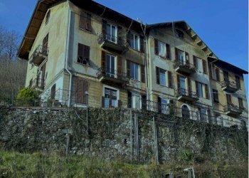 1.jpg - Apartment at auction Via Croce Bianca 55, Mignanego - photo 1