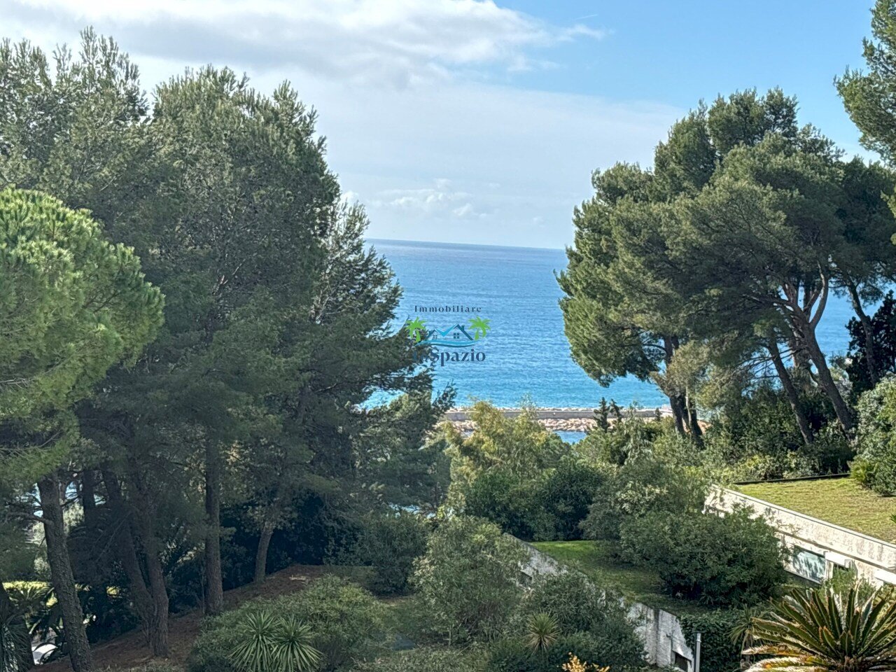 Bilocale in vendita ad Andora - Pinamare - Bilocale Via Aurelia 48, Andora - foto 1