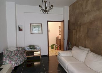 IMG20260311120326.jpg - Appartamento Via Venezia 10, Genova (zona San Teodoro) - foto 4