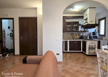 09.jpg - Appartamento Via di Pretola, Paciano - foto 9