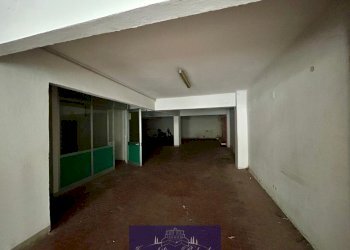 WhatsApp Image 2026-03-12 at 19.10.51.jpeg - Capannone Via Stefano Buonsignori, Firenze (zona Santa Maria Novella) - foto 1