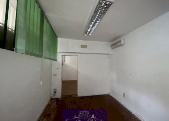 WhatsApp Image 2026-03-12 at 19.10.52 (2).jpeg - Capannone Via Stefano Buonsignori, Firenze (zona Santa Maria Novella) - foto 3