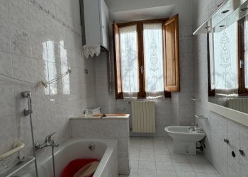 bagno - Villa Via del Bisenzio, Vernio - photo 12