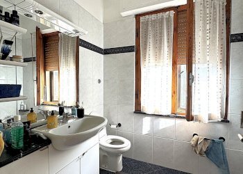 bagno - Villa Via Toscano Magazzini, Prato - photo 22