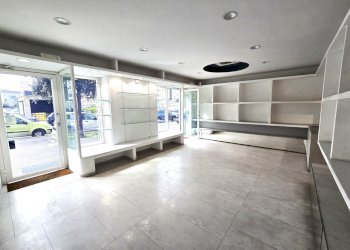 1000408245.jpg - Commercial Premises Piazza dei Mirti 16, Roma - photo 9