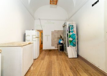 Bottega Ventimiglia (5).jpg - Casa indipendente Via Monsignor Ventimiglia snc, Catania - foto 5