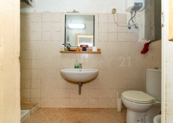 Bottega Ventimiglia (19).jpg - Casa indipendente Via Monsignor Ventimiglia snc, Catania - foto 19