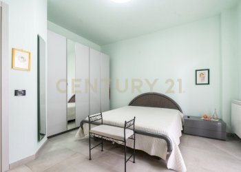 0903_8.jpg - Casa indipendente Via A. di Sangiuliano 68, Sant'Agata Li Battiati - foto 9