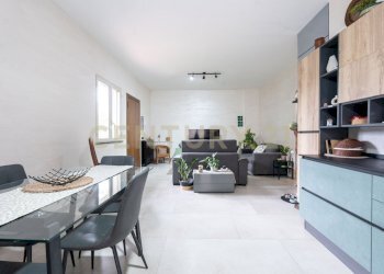 0903_3.jpg - Casa indipendente Via A. di Sangiuliano 68, Sant'Agata Li Battiati - foto 13