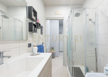 0903_16.jpg - Casa indipendente Via A. di Sangiuliano 68, Sant'Agata Li Battiati - foto 20