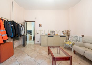 0903_27.jpg - Casa indipendente Via A. di Sangiuliano 68, Sant'Agata Li Battiati - foto 27