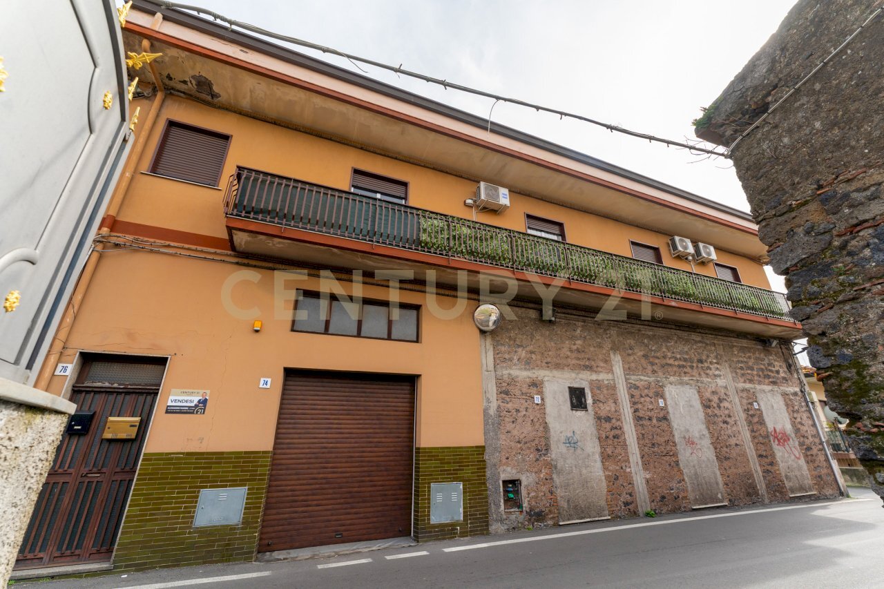 Via Maugeri 76 (2).jpg - Attico Via Maugeri 76, Valverde - foto 2