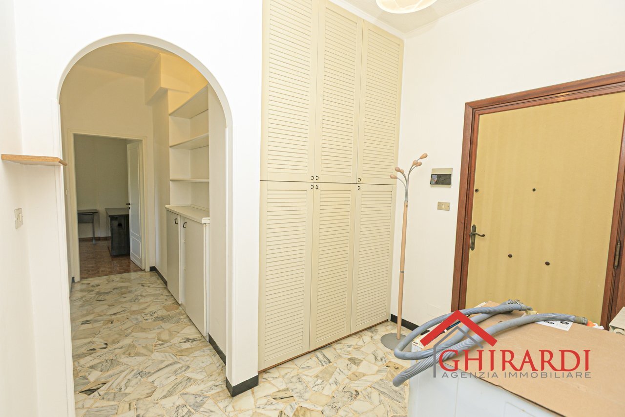 1.1 INGRESSO.jpg - Quadrilocale VIA FALIERO VEZZANI 42C, Genova (zona Sestri Ponente) - foto 3