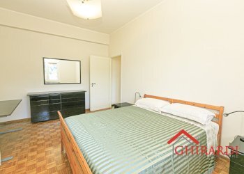 4.3 CAMERA1.jpg - Quadrilocale VIA FALIERO VEZZANI  42C, Genova (zona Sestri Ponente) - foto 13