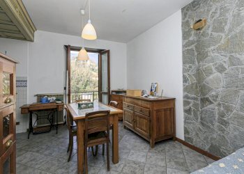 Cucina (2).jpg - Appartamento Via Ennio Del Monte 5, Campomorone - foto 7