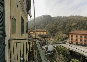 Balcone e vista (2).jpg - Appartamento Via Ennio Del Monte 5, Campomorone - foto 13