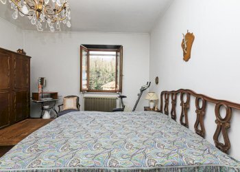 Camera matrimoniale (5).jpg - Appartamento Via Ennio Del Monte 5, Campomorone - foto 18