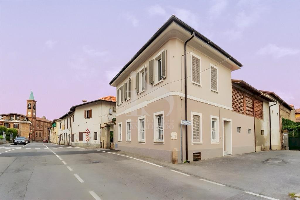 Bernareggio Villanova Villa Ristrutturata - Townhouse VIA SAN BARTOLOMEO, 10, Bernareggio - photo 3