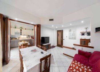 Three-room apartment Brugherio - photo 4